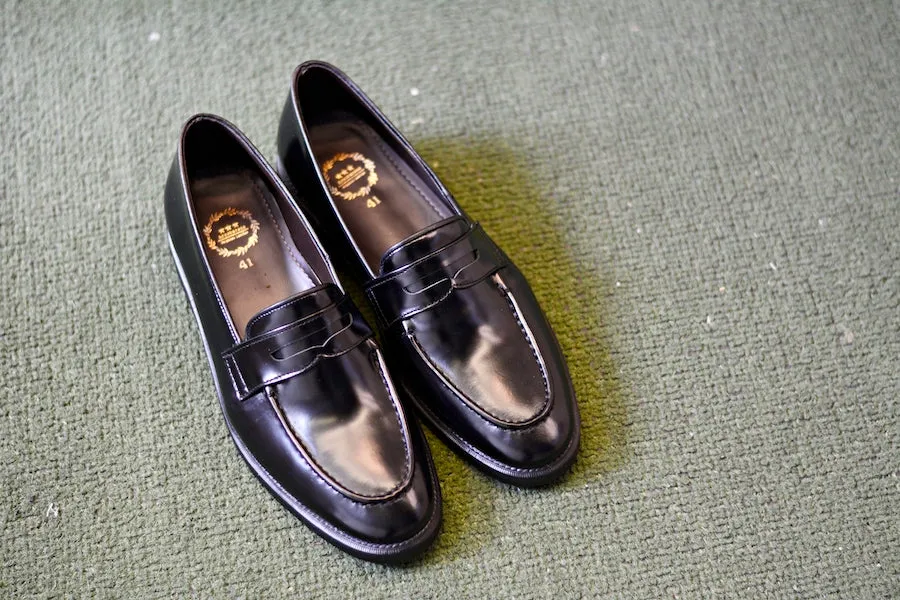 509 Penny Loafer Black x Black Soles