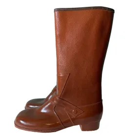 Glossy Cinnamon Brown Rubber Rain Boots circa 1970s US 6