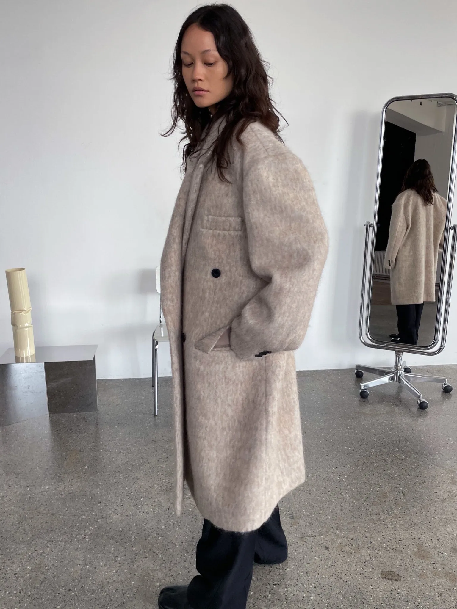 KYLIE MOHAIR COAT - BEIGE