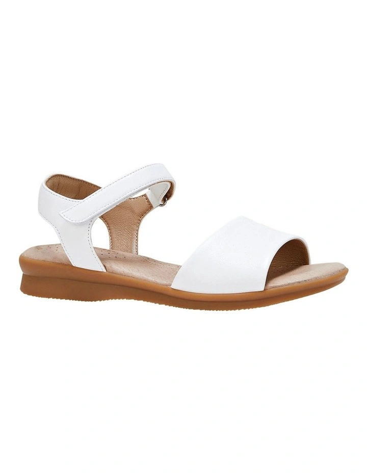 Nigella White Sandal