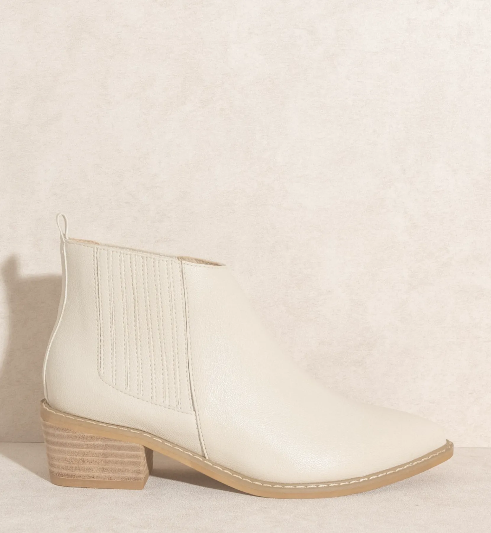 Panelled Chelsea Boots