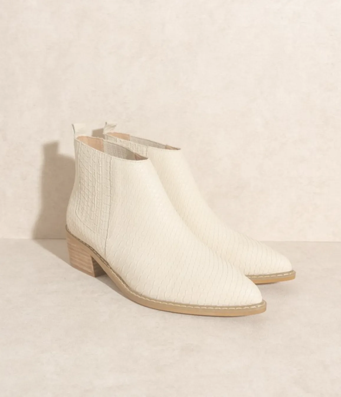 Panelled Chelsea Boots