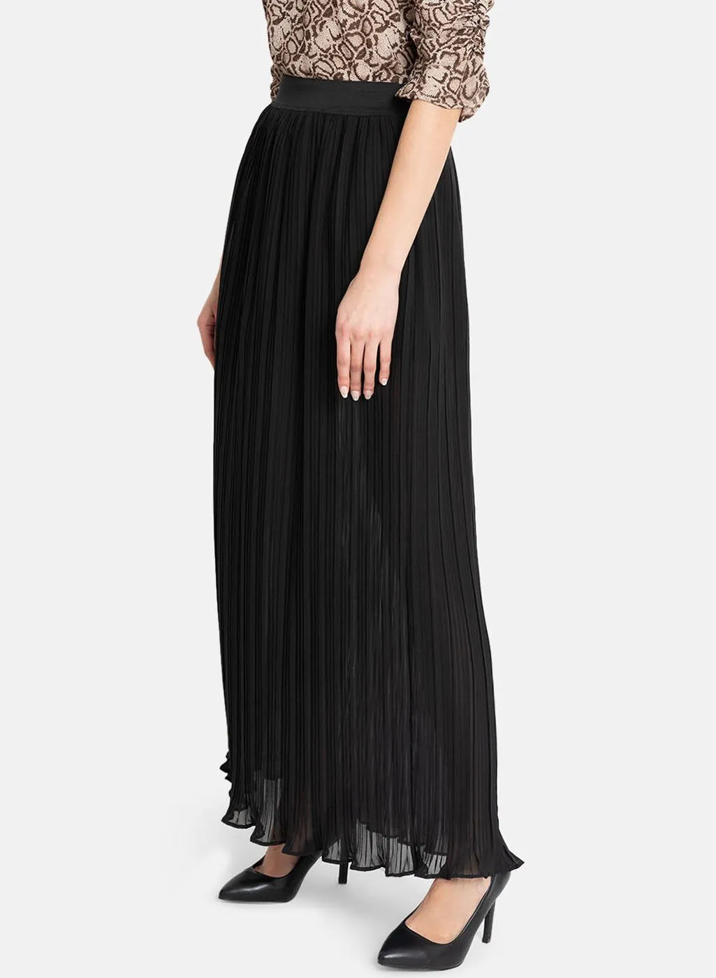 Pleated Long Skirt