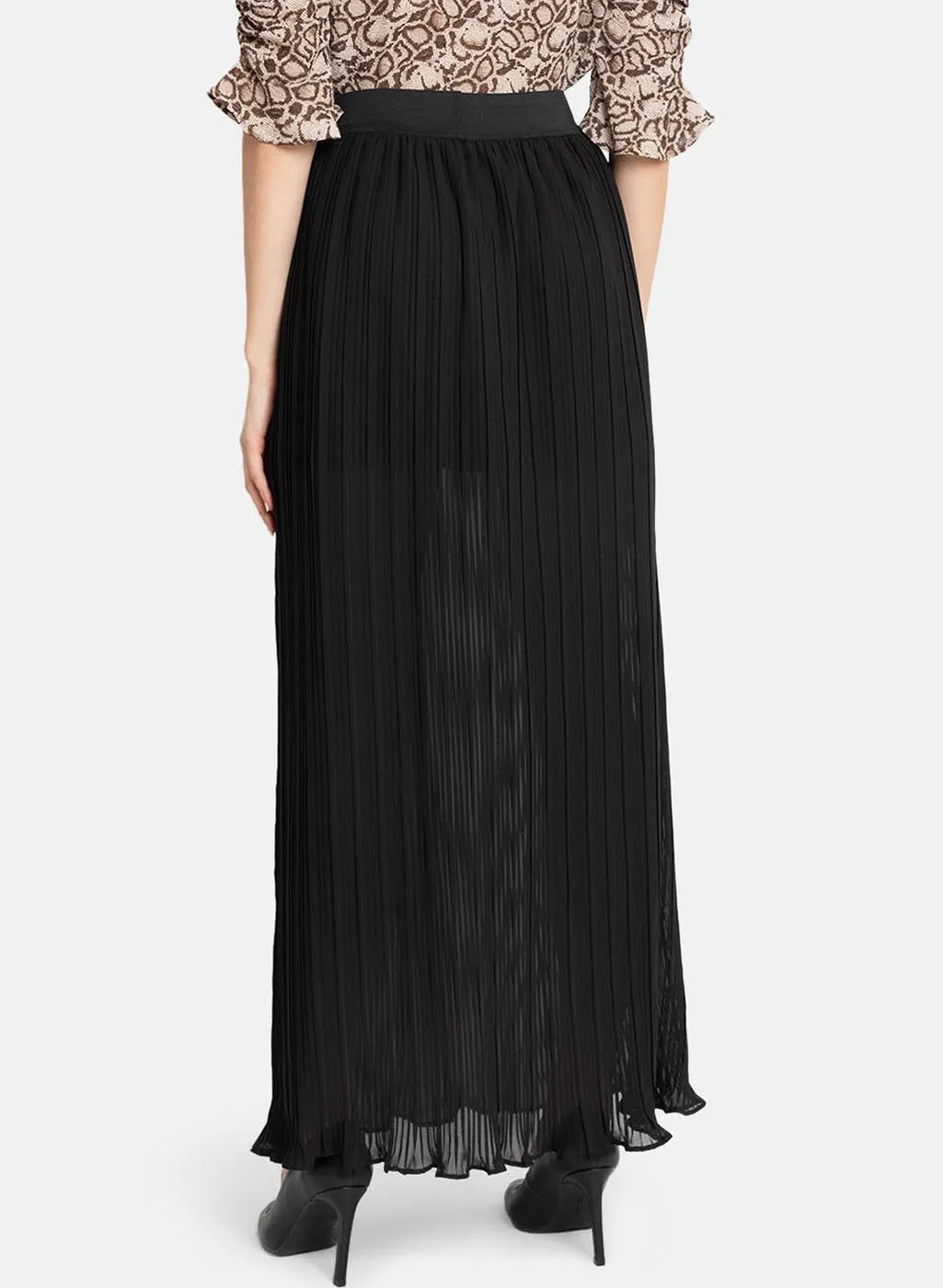 Pleated Long Skirt