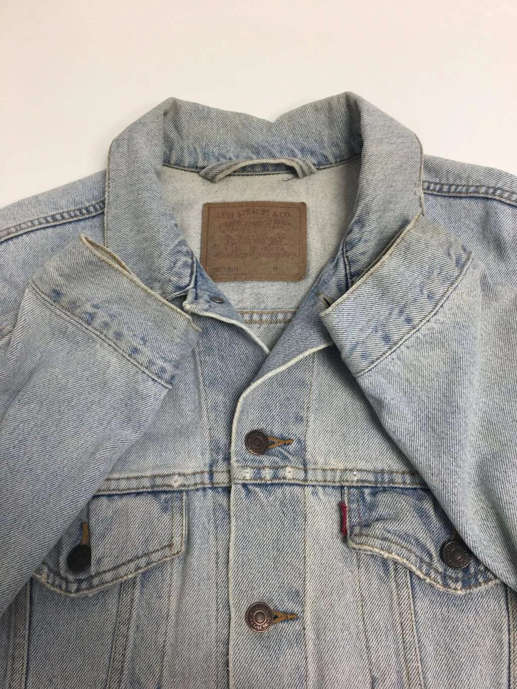 Vintage Levis 70507 denim jacket, made in USA – Medium